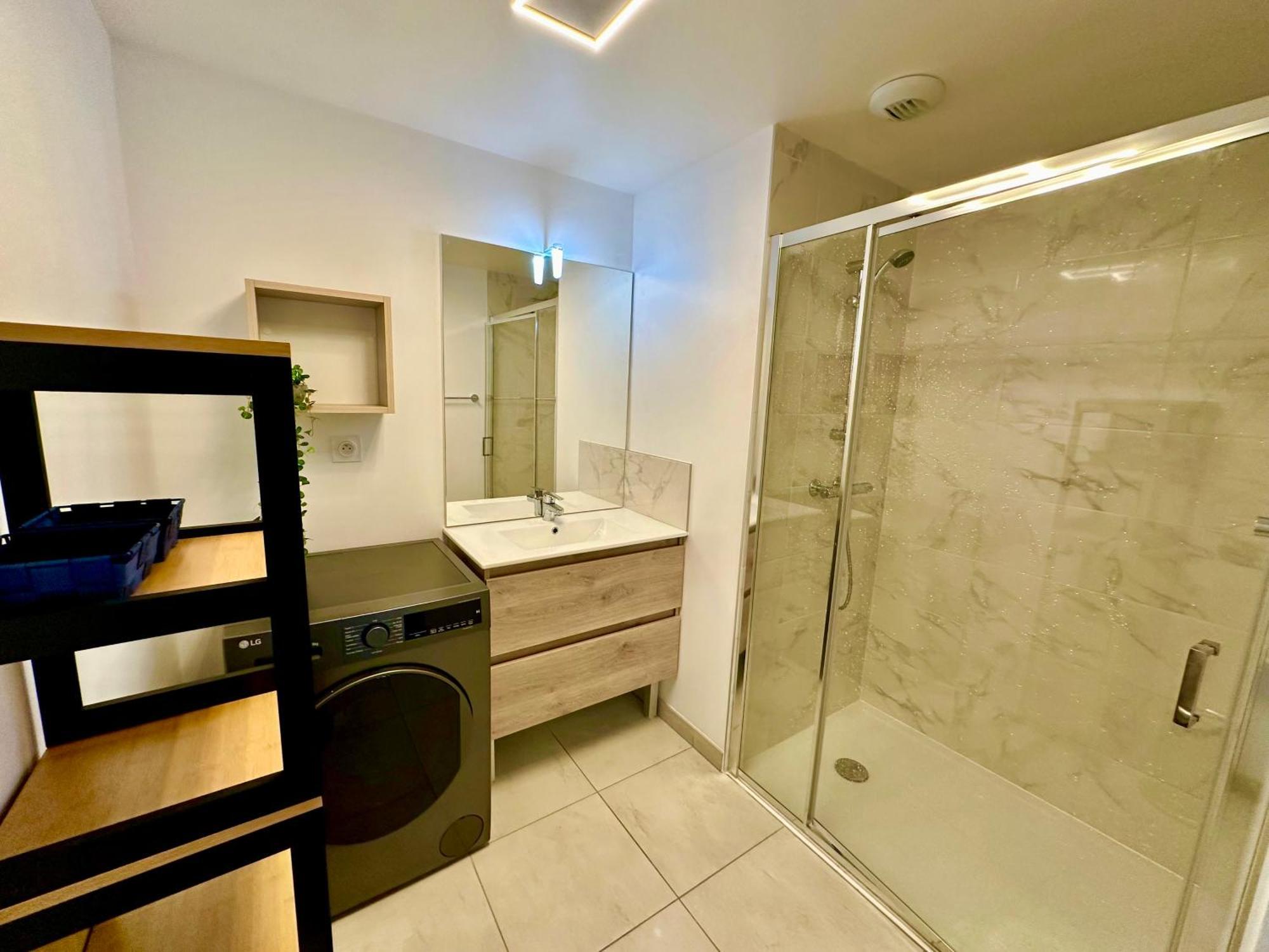 Apartment Malo Neuf, 2 Chambres, Terrasse, Garage Saint-Malo